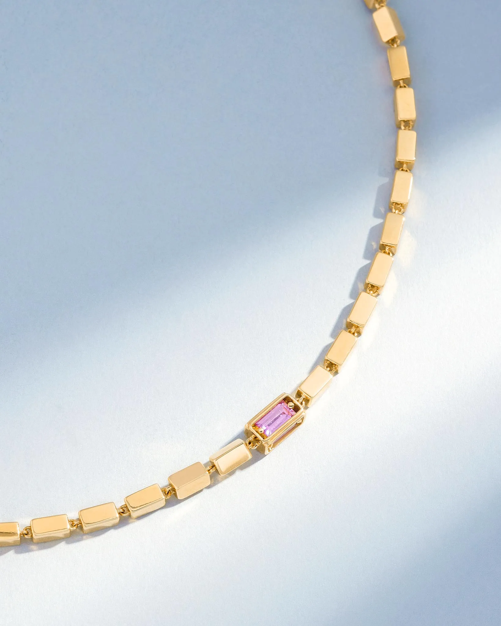 Block-Chain Single Pink Sapphire Thick Necklace