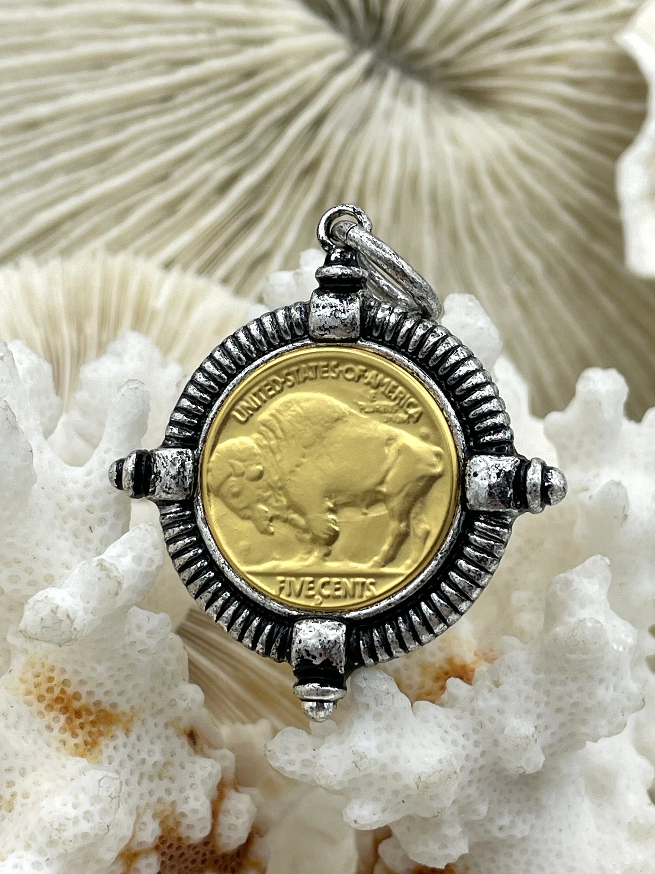 Buffalo Nickel Gold coin Pendant, Reproduction Gold Coin Pendant, Buffalo Nickel Pendant, Buffalo Nickel Coin Charm, 3 bezel color Fast Ship