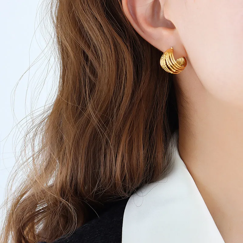 C-Shaped Brass Hollow Stud Earrings with Personalized Wind Design