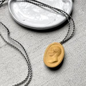 Caligula Pendant Necklace in Maize