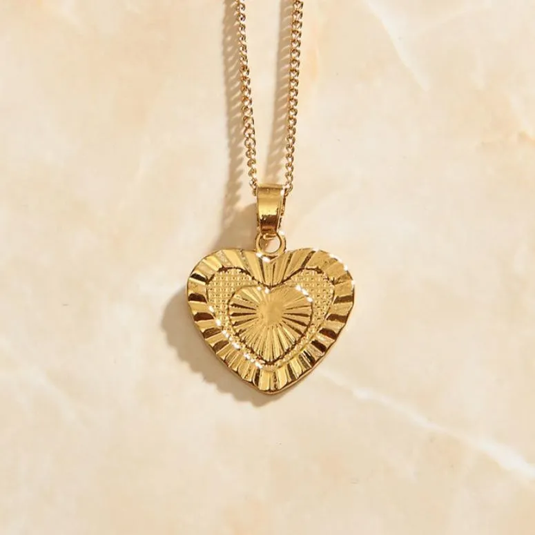 Heart Pendant and  Necklaces Romantic Jewelry Gold Color Gift