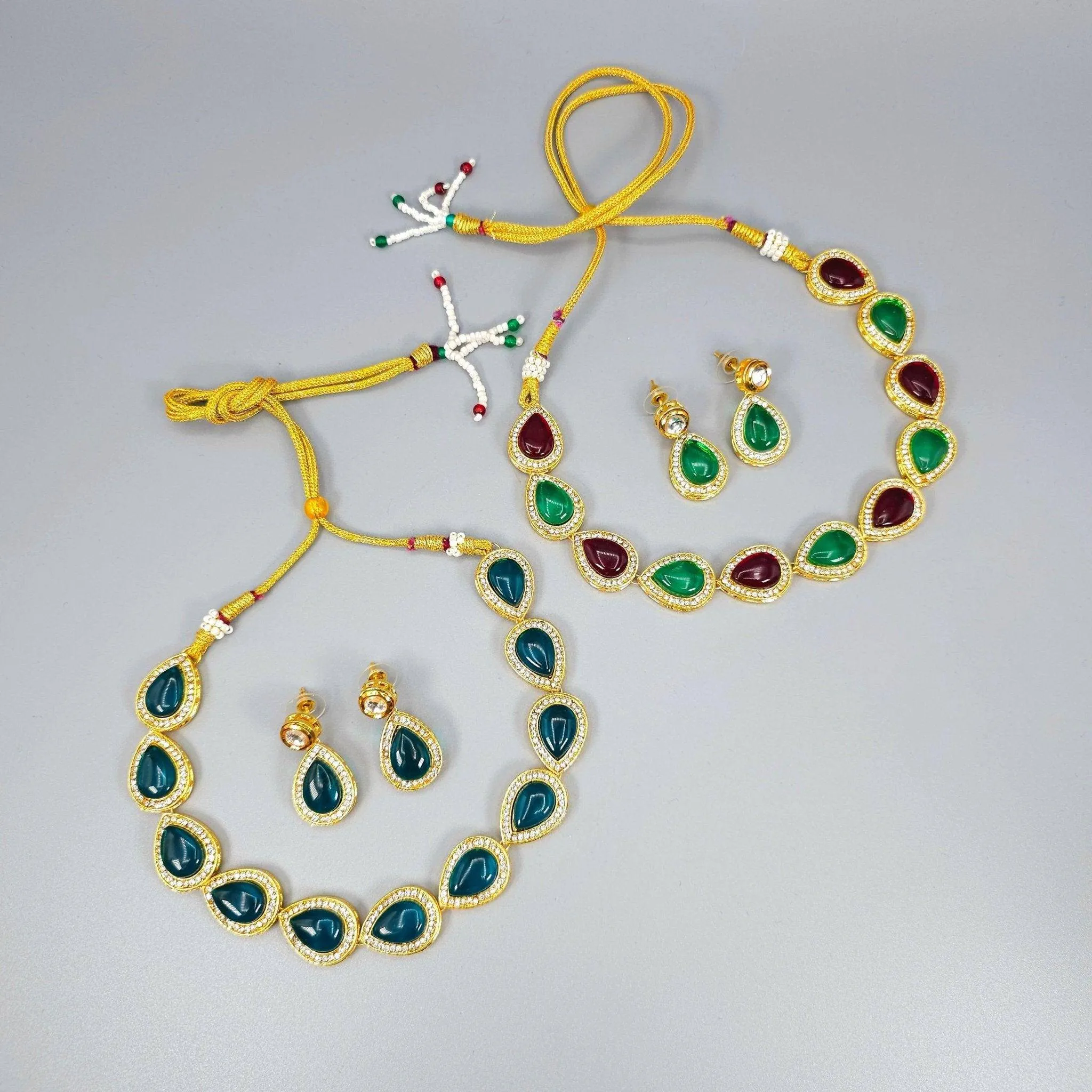 Naira- Sleek Kundan Choker Set