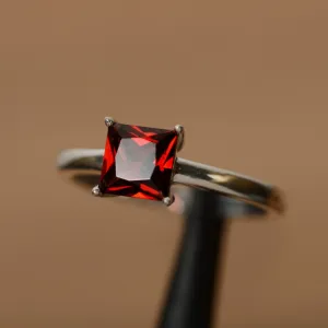 Natural Square Cut Garnet Simple Promise Rings - 925 Sterling  Silver Rings