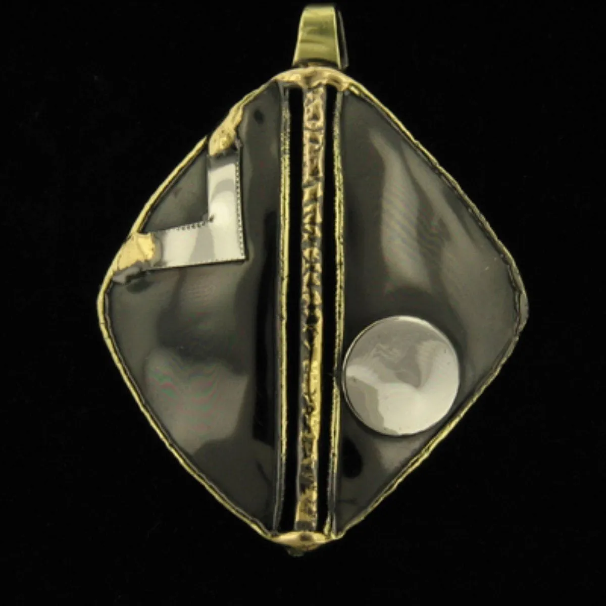 P217 Pendant