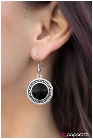 Paparazzi Earring ~ Through The Periscope - Black