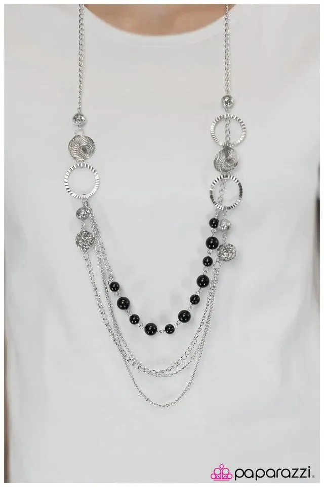 Paparazzi Necklace ~ Ready for Romance - Black