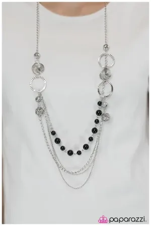 Paparazzi Necklace ~ Ready for Romance - Black