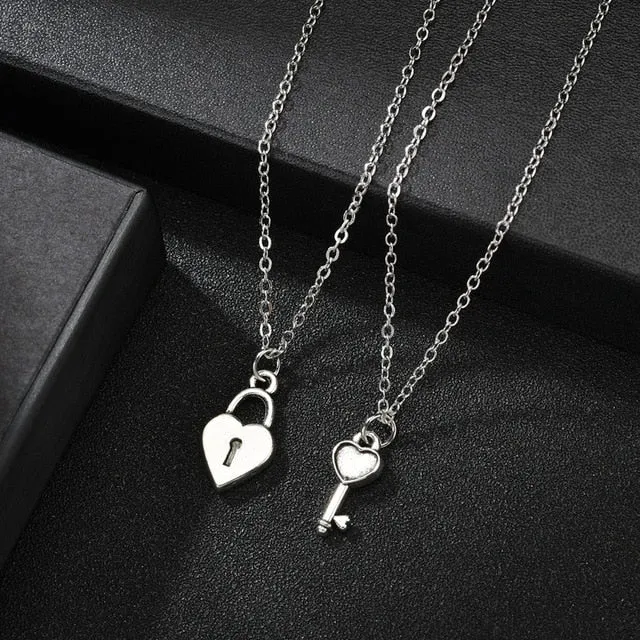 Romantic Couple Heart Clock Key Detachable Pendant Necklaces