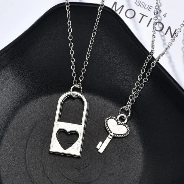 Romantic Couple Heart Clock Key Detachable Pendant Necklaces