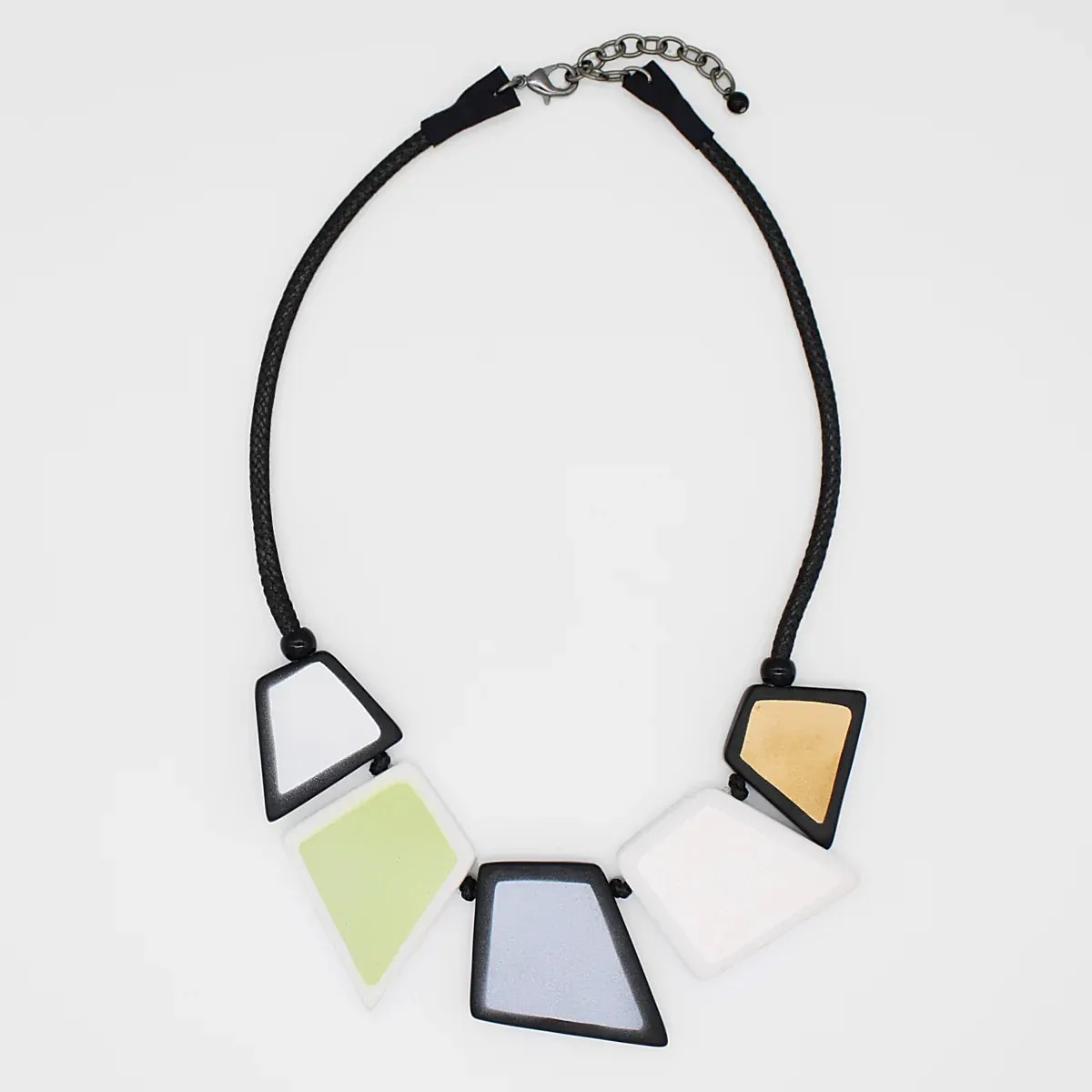 Short Stori Necklace, Black Multi