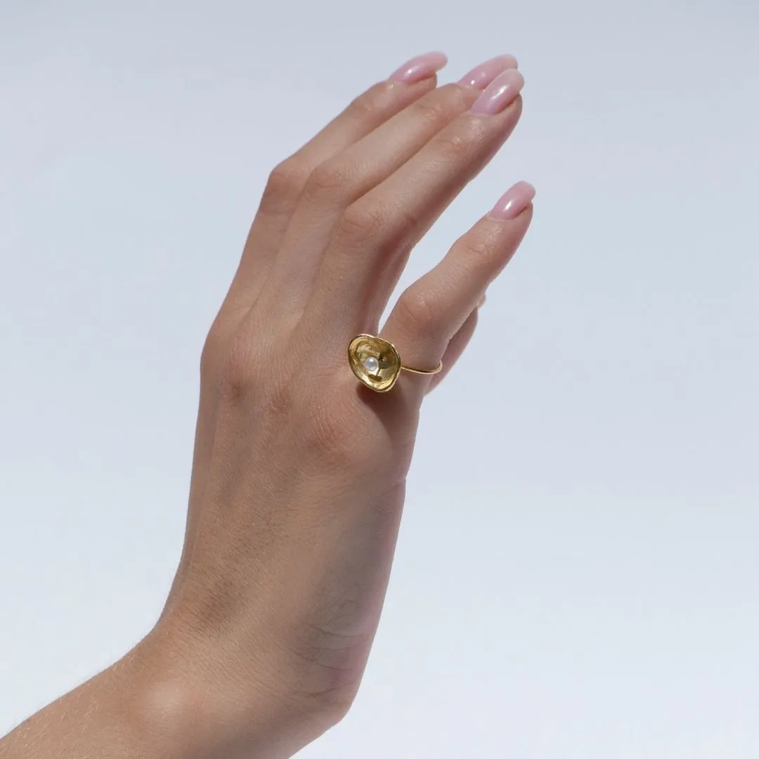 Simple limpet with pearl - ring - silver 925 - gold plated