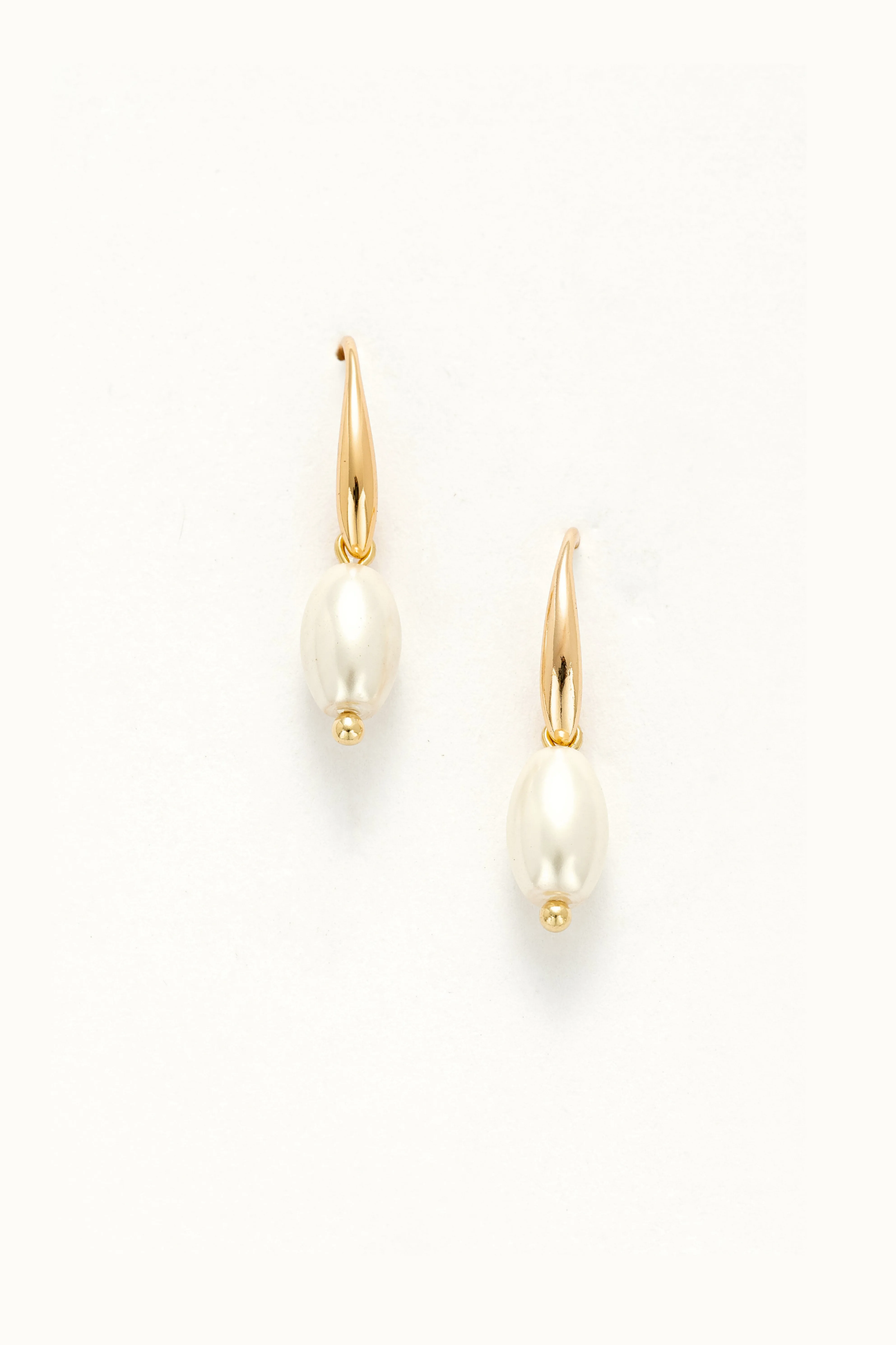 Sleek Pearl Drop Earrings