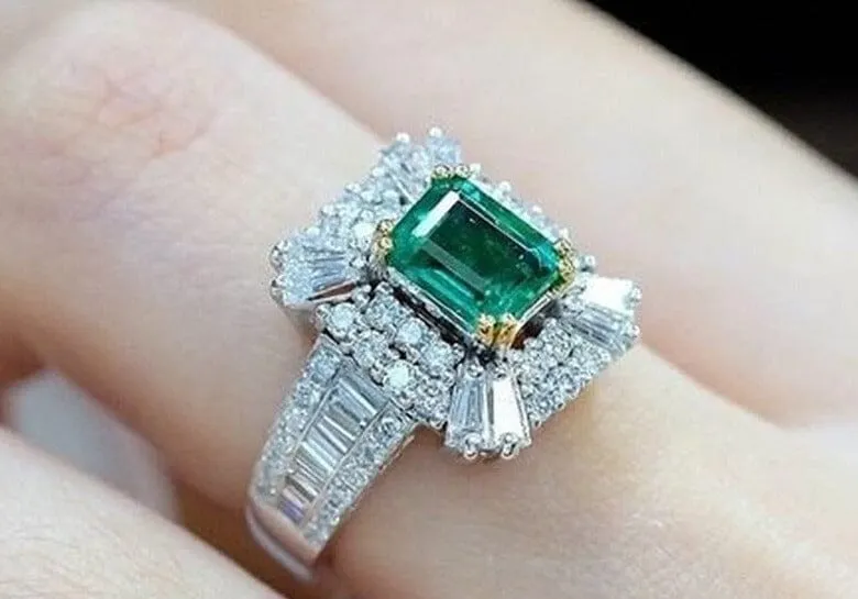 Starburst Emerald Zircon Silver Ring